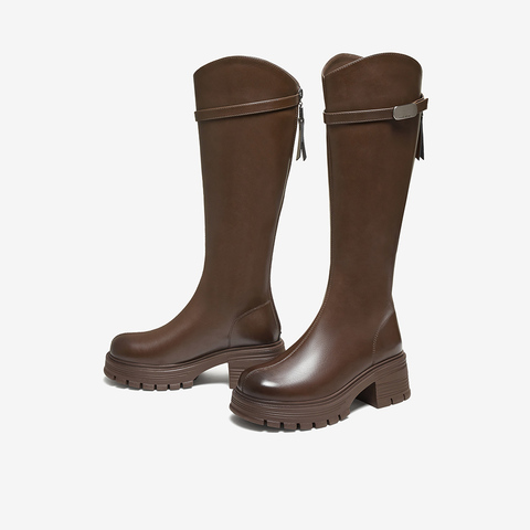 百思图2025冬季新款骑士靴时尚潮流街头女长靴BV235DG5