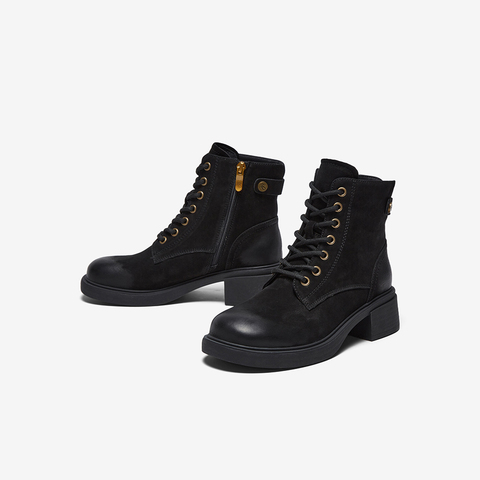 百思图2025冬季新款商场同款马丁靴时尚潮流街头女短靴UWQ01DD5