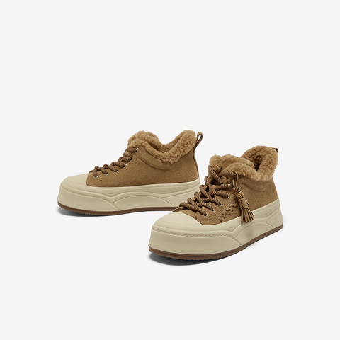 百思图2025冬季新款商场同款高帮板鞋时尚加绒女休闲鞋E8016DD5
