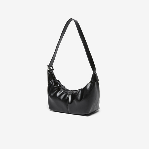 百思图2025冬季新款商场同款饺子包时尚潮流单肩斜挎包女TY074DX5