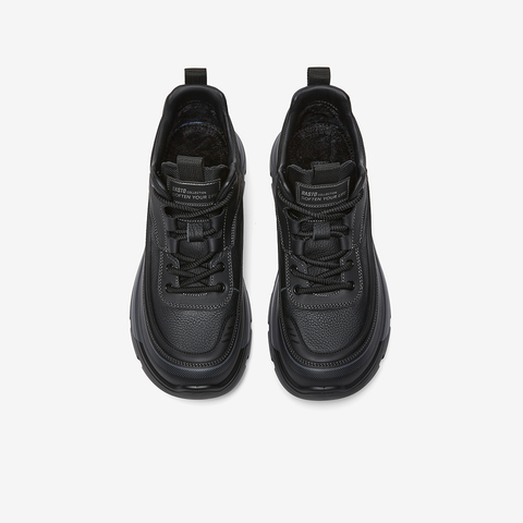 百思图2025冬季新款商场同款时尚潮流运动男休闲鞋16950DM5