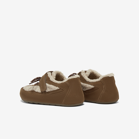 百思图2025冬季新款德训鞋时尚复古加绒保暖女休闲鞋D3607DM5