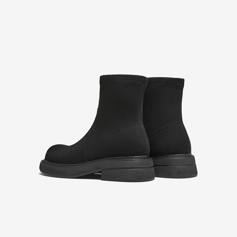 百思图2025冬季新款商场同款弹力靴简约时尚女中靴B8112DZ5