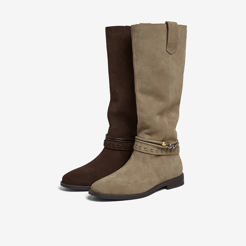 百思图2025冬季新款商场同款西部靴时髦复古牛仔女长靴E5652DG5