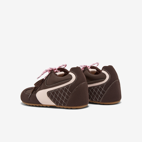 百思图2025秋季新款德训鞋时尚复古户外女休闲运动鞋A6650CM5