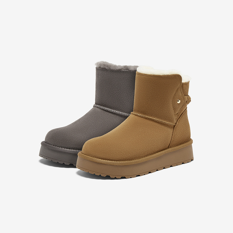 百思图2025冬季新款雪地靴时尚简约户外休闲女短靴DC725DD5