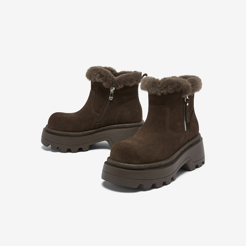 百思图2025冬季新款商场同款雪地靴时尚休闲户外女短靴E5603DD5