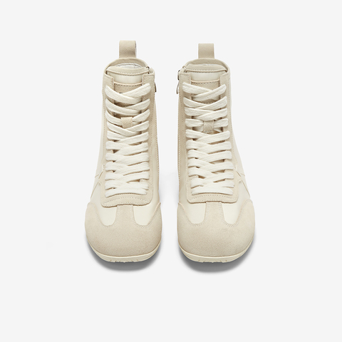 百思图2025冬季新款休闲靴时尚潮流户外街头运动女短靴A8727DD5