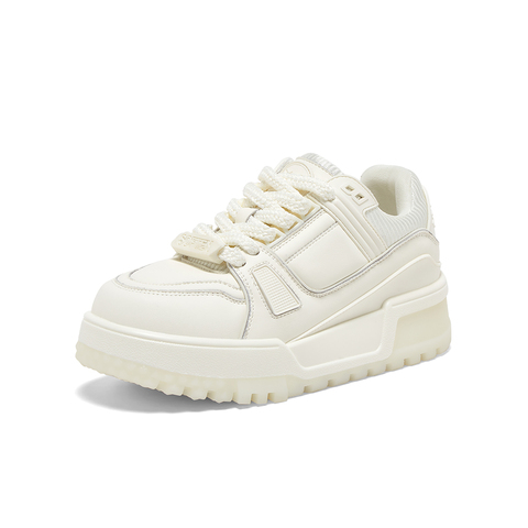 百思图2025秋季新款板鞋时尚潮流街头运动女休闲鞋CV187CM5