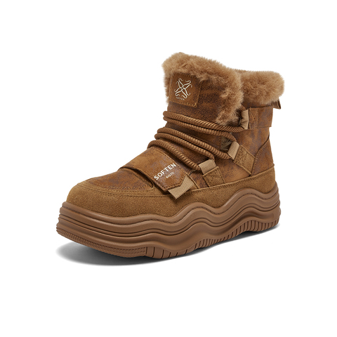 百思图2025冬季新款商场同款雪地靴时尚户外运动女短靴X5878DD5