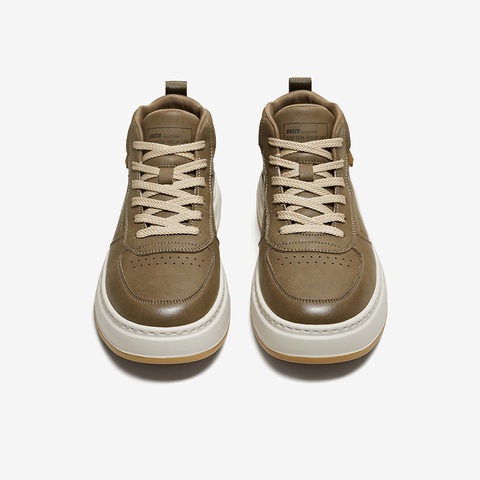 百思图2025冬季新款高帮板鞋时尚户外运动男休闲鞋55070DD5