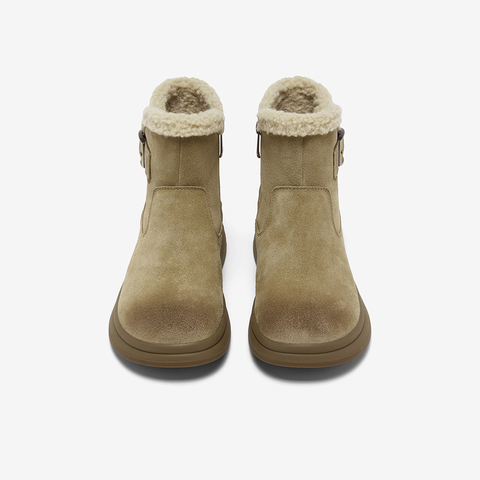 百思图2025冬季新款商场同款雪地靴时尚休闲户外女短靴BV318DD5