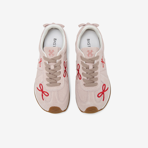 百思图2025秋季新款德训鞋时尚潮流复古女休闲鞋WX681CM5