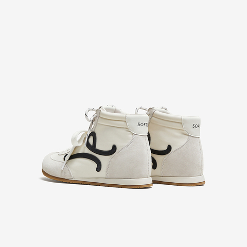 百思图2025冬季新款休闲靴时尚潮流复古运动女短靴D3357DD5