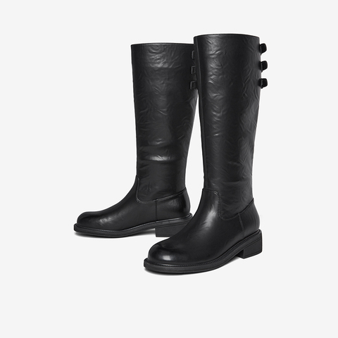 百思图2025冬季新款骑士靴时尚简约复古粗跟女长靴B7621DG5