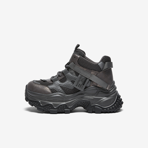 百思图2025冬季新款老爹鞋时尚潮流街头女休闲运动鞋B6092DD5