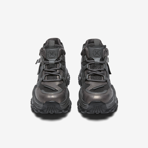 百思图2025冬季新款老爹鞋时尚潮流街头女休闲运动鞋B6092DD5