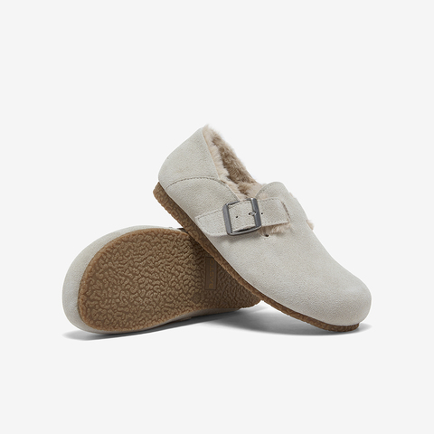 百思图2025冬季新款勃肯鞋时尚复古休闲加绒保暖女单鞋P8301DM5