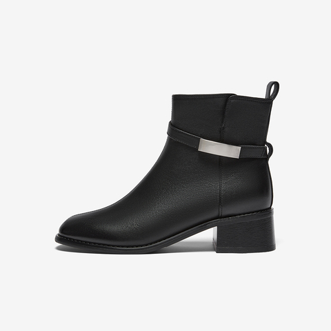 百思图2025冬季新款商场同款休闲靴简约通勤女短靴UYN01DD5