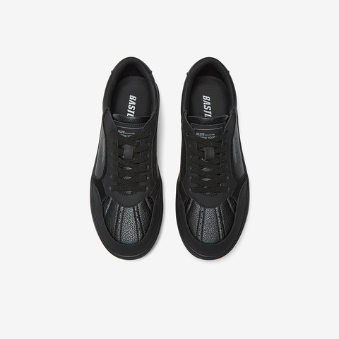 百思图2025秋季新款板鞋时尚潮流街头运动男休闲鞋WOH01CM5