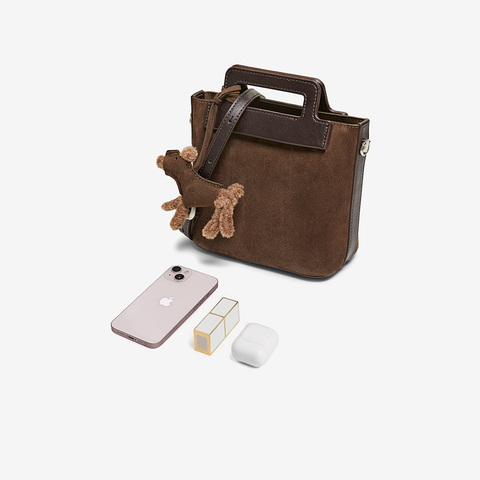 百思图2025冬季新款商场同款手提包时髦复古单肩斜挎包女TY092DX5