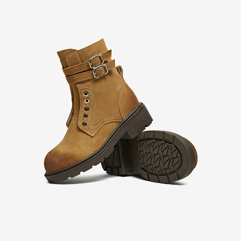 百思图2025冬季新款商场同款马丁靴时尚潮流运动女短靴W3021DD5