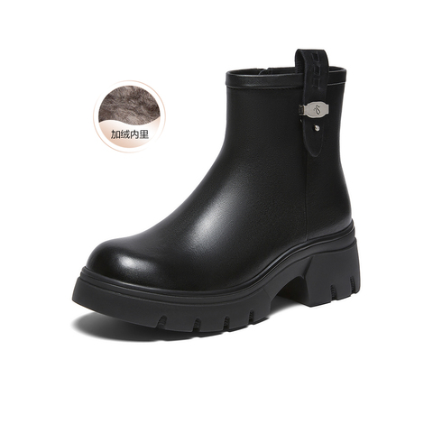 百思图2025冬季新款时装靴时尚简约通勤粗跟女短靴H6829DD5