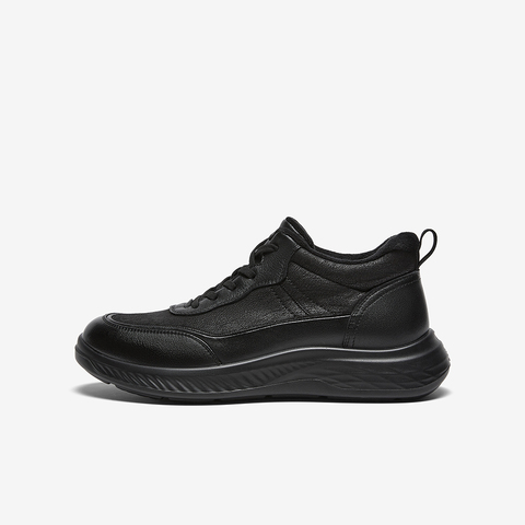 百思图2025冬季新款商场同款简约户外男休闲运动鞋92M27DM5