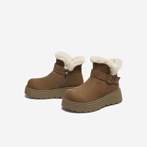 百思图2025冬季新款商场同款雪地靴时尚简约户外女短靴L6828DD5