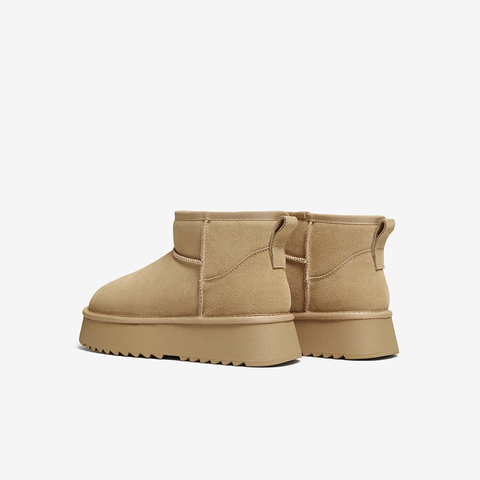 百思图2025冬季新款雪地靴时尚简约户外休闲女短靴DK995DD5