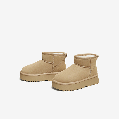 百思图2025冬季新款雪地靴时尚简约户外休闲女短靴DK995DD5