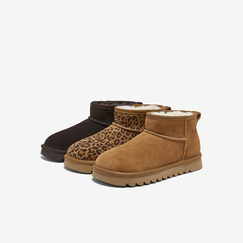 百思图2025冬季新款商场同款雪地靴时尚简约保暖女短靴D6052DD5