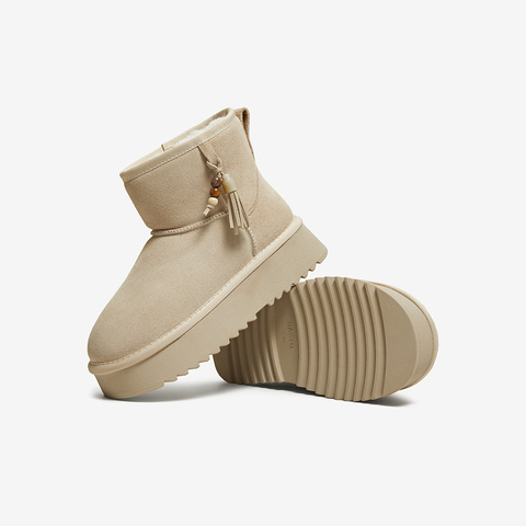 百思图2025冬季新款雪地靴时尚简约户外休闲女短靴DK351DD5