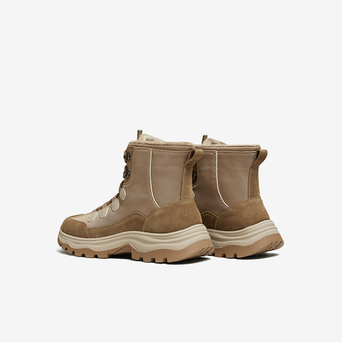 百思图2025冬季新款马丁靴时尚潮流街头运动男短靴D2501DD5