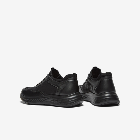 百思图2025秋季新款时尚潮流户外街头男运动休闲鞋92321CM5