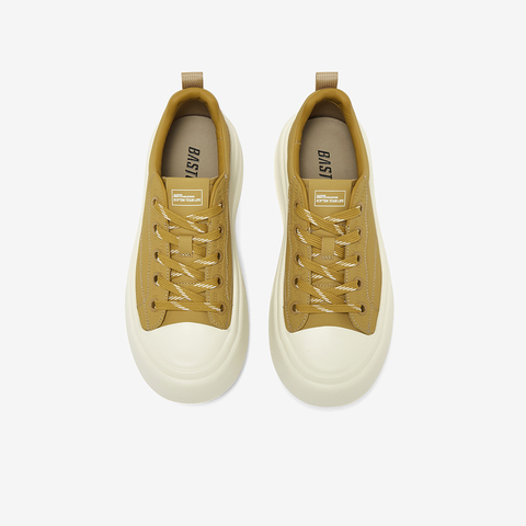 百思图2025秋季新款板鞋时尚户外街头运动男休闲鞋C9136CM5