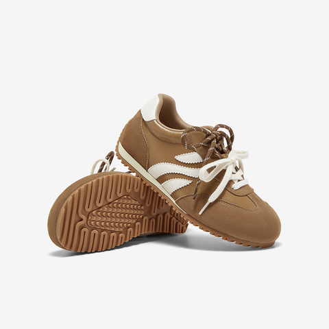 百思图2025秋季新款德训鞋时尚复古街头运动女休闲鞋G5228CM5