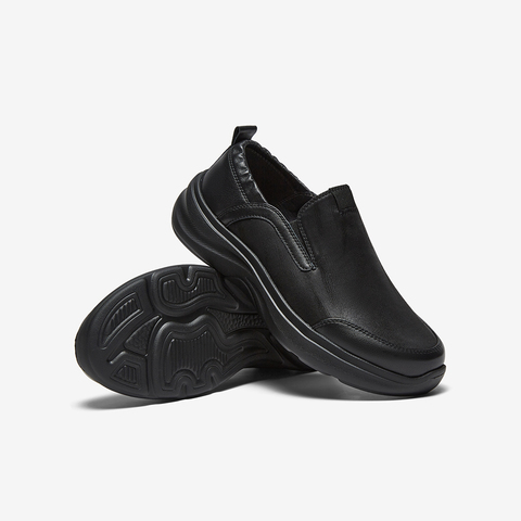 百思图2025秋季新款乐福鞋简约时尚商务男休闲皮鞋59723CM5