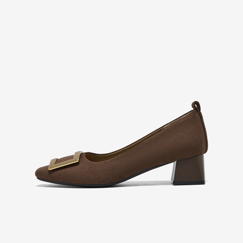 百思图2026春季新款织物女鞋时尚简约通勤粗跟方头女单鞋B5288AQ6