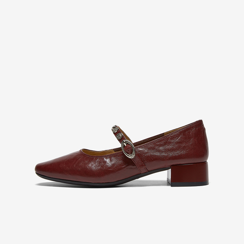 百思图2026春季新款玛丽珍鞋时尚复古潮流粗跟尖头女单鞋BN805AQ6