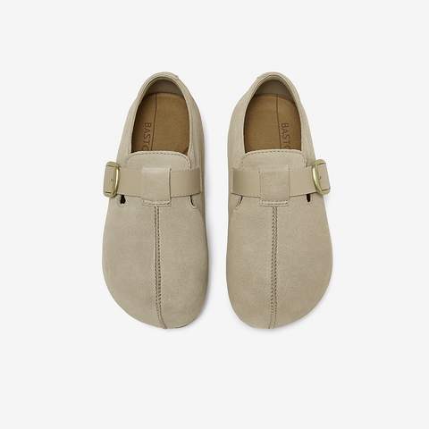 百思图2026春季新款勃肯鞋时尚简约复古休闲女单鞋E7333AM6