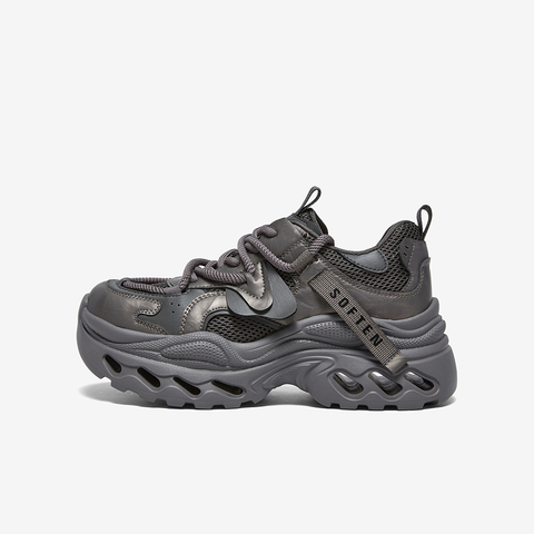 百思图2026春季新款商场同款老爹鞋时尚厚底增高女休闲鞋B9061AM6