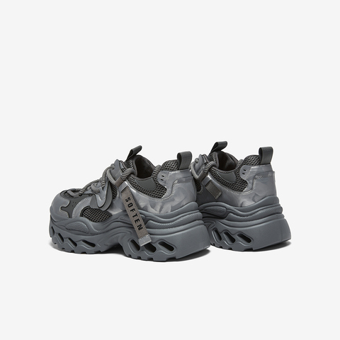 百思图2026春季新款商场同款老爹鞋时尚厚底增高女休闲鞋B9061AM6