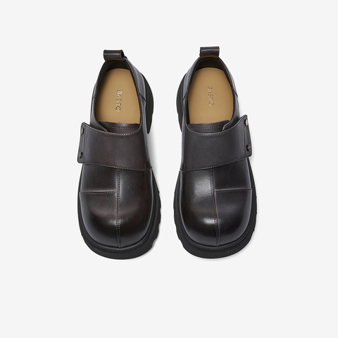 百思图2026春季新款商场同款牛津鞋时尚复古学院风女单鞋H6811AM6