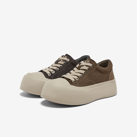 百思图2026春季新款商场同款板鞋时尚街头休闲运动女鞋3801AM6