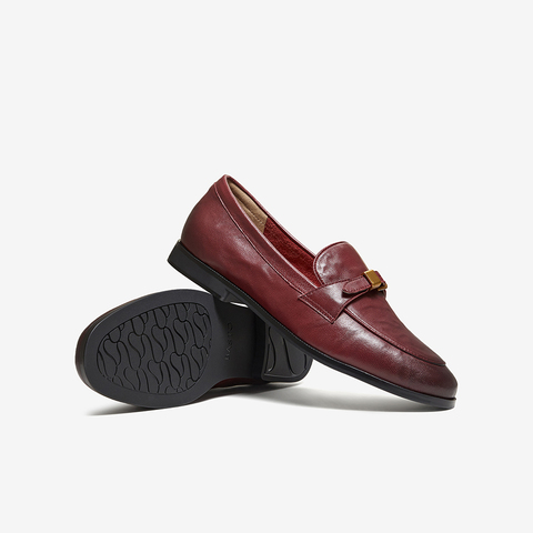 百思图2026春季新款乐福鞋时尚复古潮流通勤女单鞋UXS01AA6