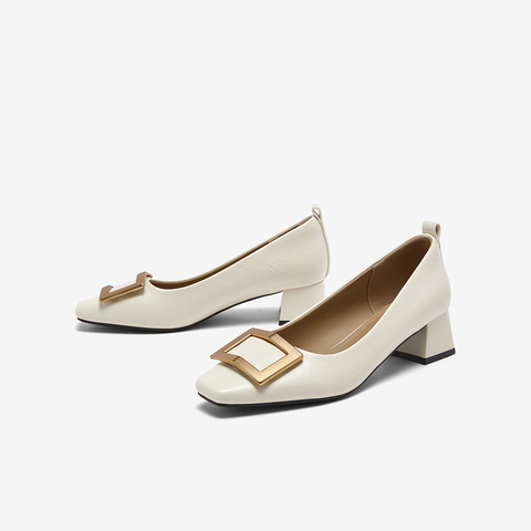 百思图2026春季新款织物女鞋时尚简约通勤粗跟方头女单鞋B5288AQ6