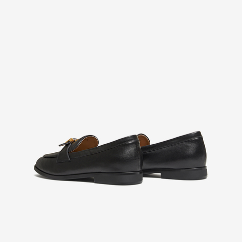 百思图2026春季新款乐福鞋时尚复古潮流通勤女单鞋UXS01AA6