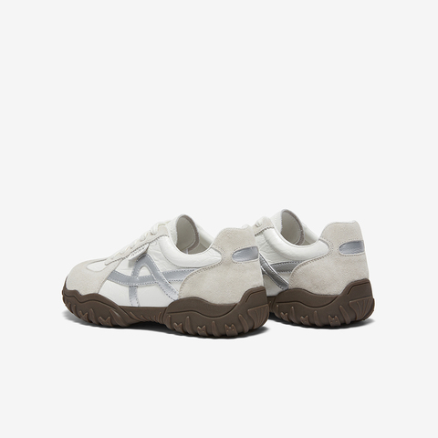 百思图2026春季新款德训鞋时尚复古运动女休闲鞋D3772AM6