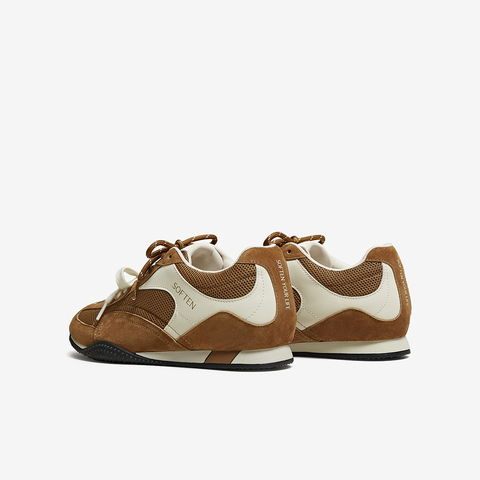 百思图2026春季新款商场同款德训鞋时尚复古女休闲运动鞋D3818AM6